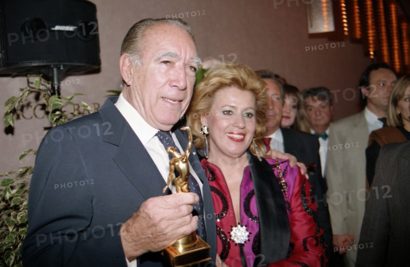 Anthony Quinn et son épouse Jolanda Addolori