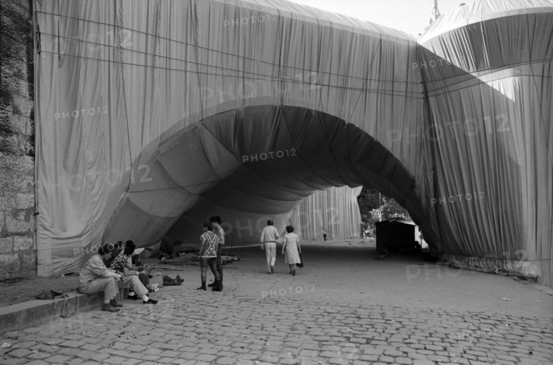The Pont Neuf Wrapped, 1985