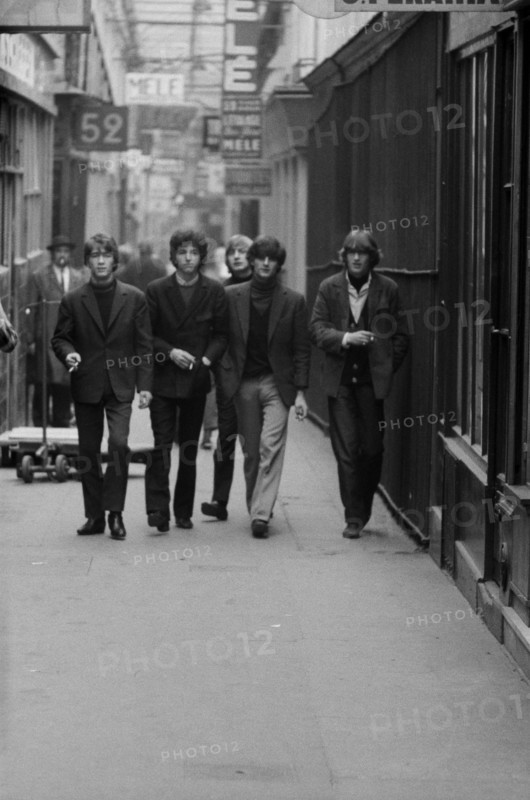 Le groupe de rock Les Tarés, 1964