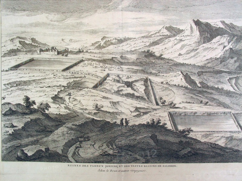 Lebrun et autres voyageurs, Ruines des fameux jardins et des vastes bassins de Salomon