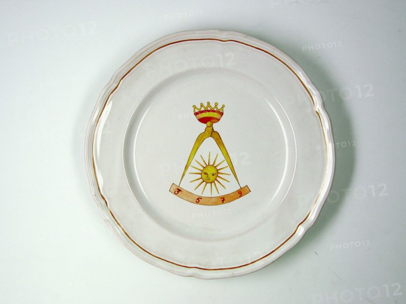 Faience plate.