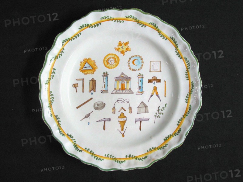 Faience plate.