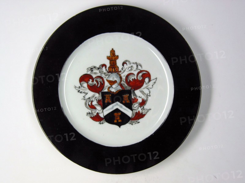 Porcelain plate.