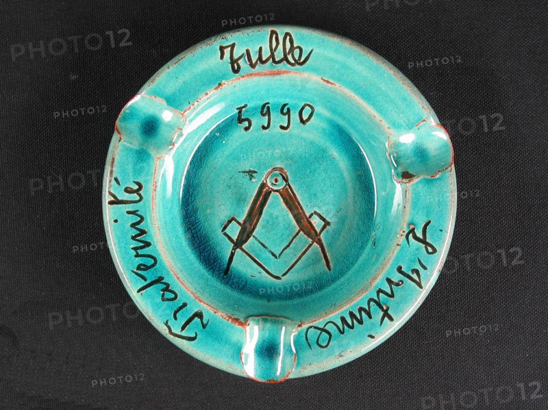 Cendrier de la loge l’Intime Fraternité de Tulle, 13 cm, 1990