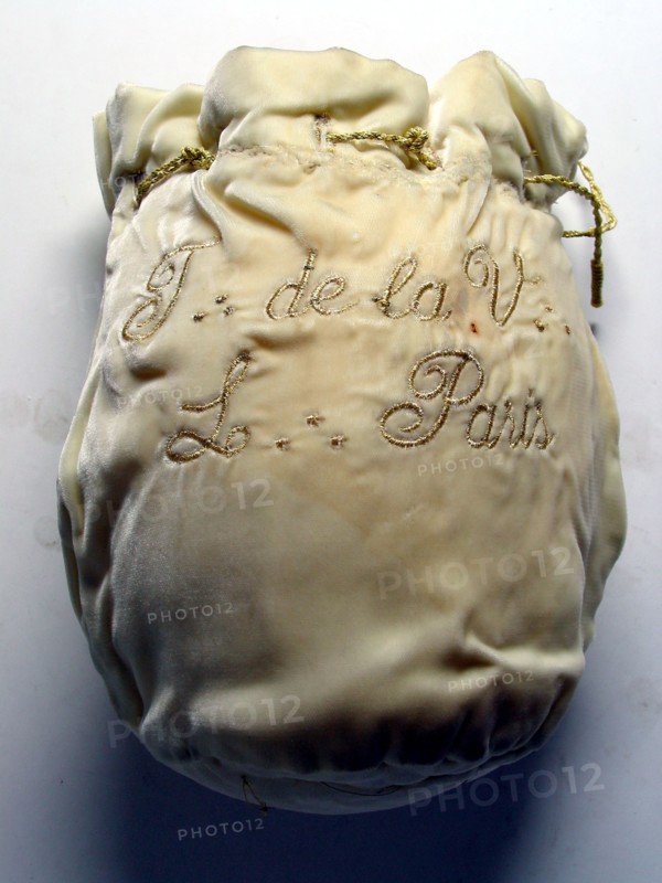 Velvet Charity Box of the Paris Lodge