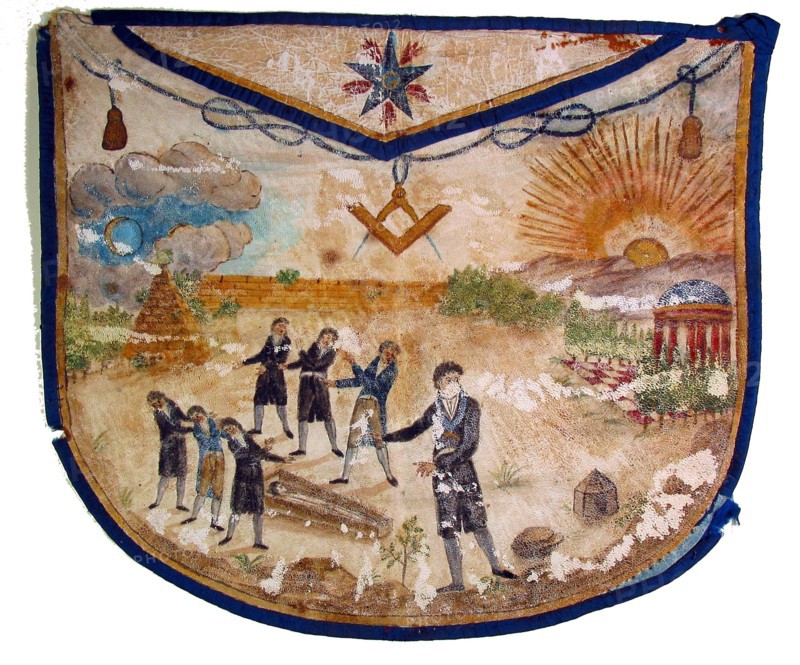 Apron with "horror sign"
