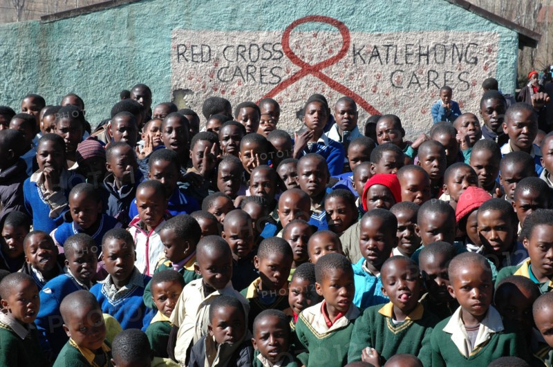 Ecoliers de l'école primaire de Katlehong au Lesotho, 2004