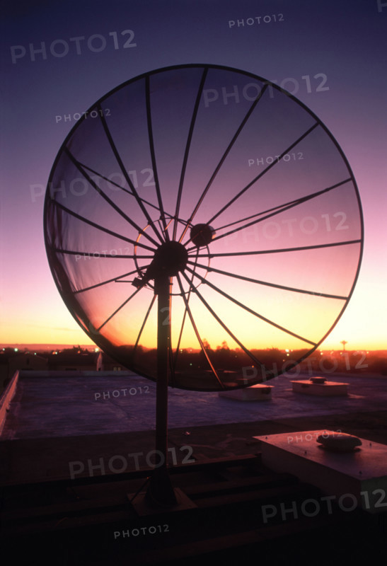 Dish at Sunset
\n