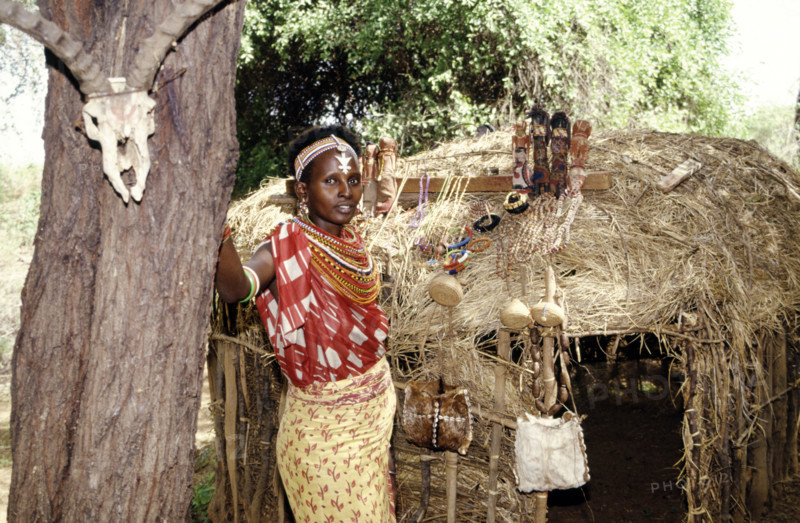 SAMBURU WOMAN AND HUT, SERENA, KENYA