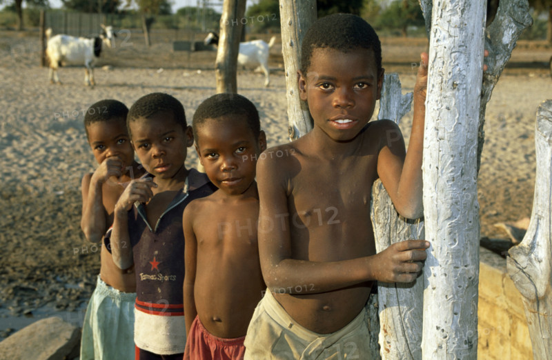 LOCAL CHILDREN, BOTSWANA