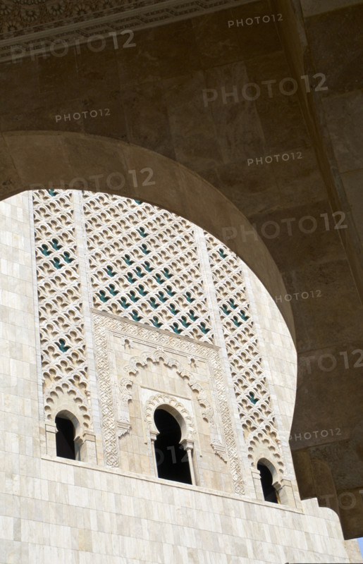 ARCH IN CASABLANCA\\'S GRAND MOSQUE, MOROCCO