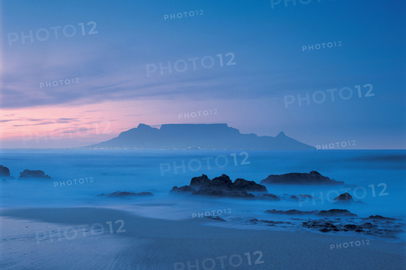 TABLE MOUNTAIN FROM BLOUBERGSTRAND,
