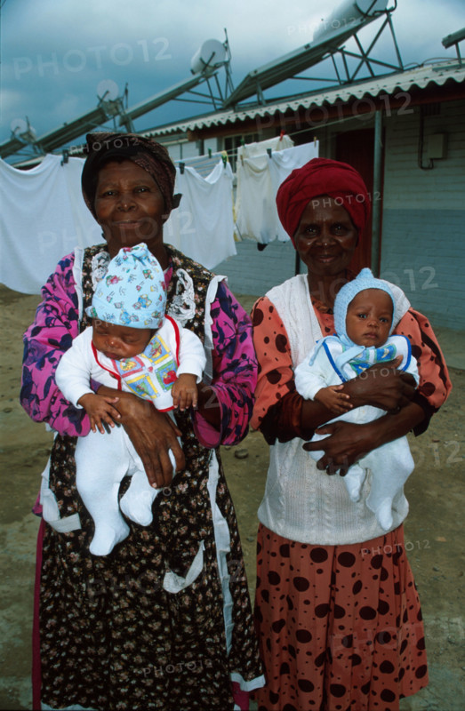 grandmothers and grandchildren