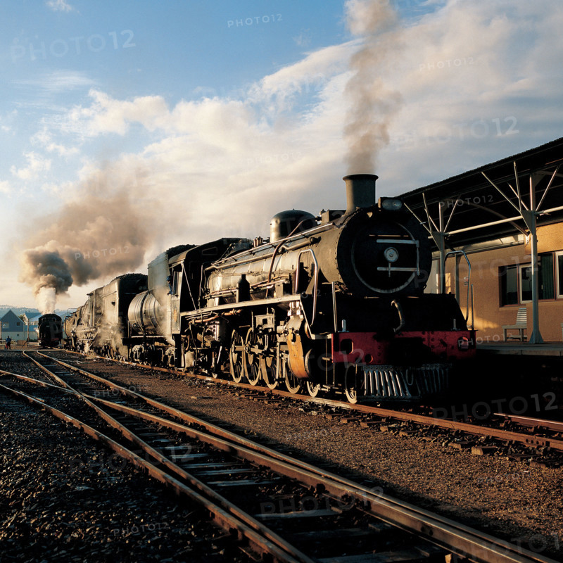THE OUTENIQUA CHOO-TJOE