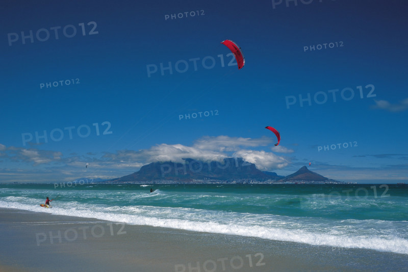 KITE SURFERS ,TABLE MOUNTAIN