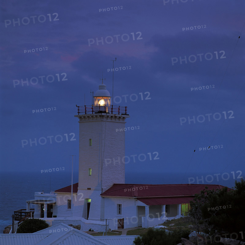MOSSEL BAY LIGHTHOUSE