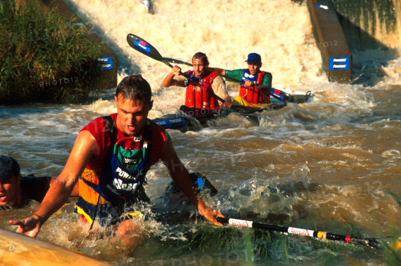 canoeists below Camps Drift weir