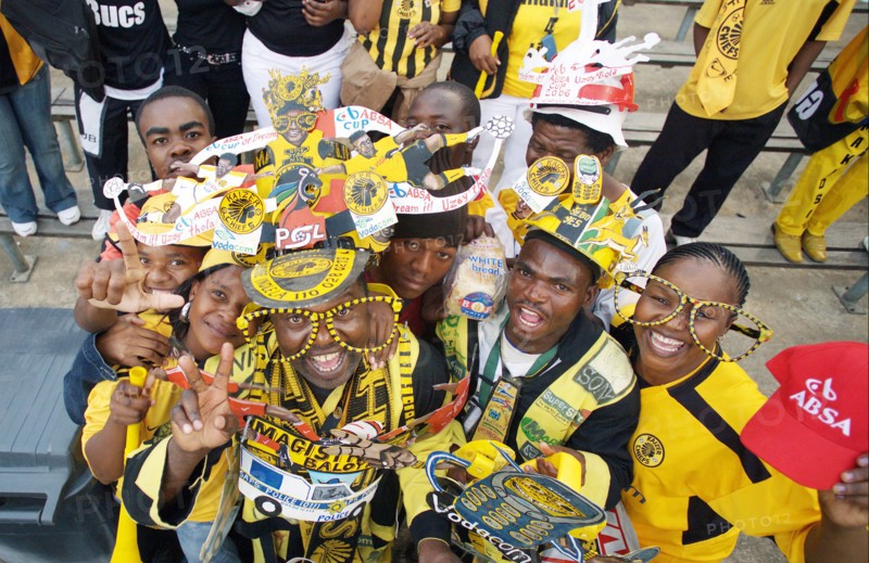 Supporters de football lors de la finale de l'ABSA Premiership