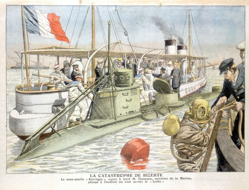 Le ministre de la marine francaise effectue une plongee a bord du sous-marin "Korrigan"