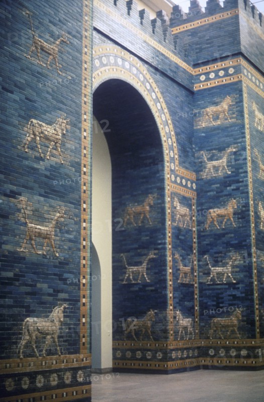 La porte d'Ishtar, d'où sortaient les processions