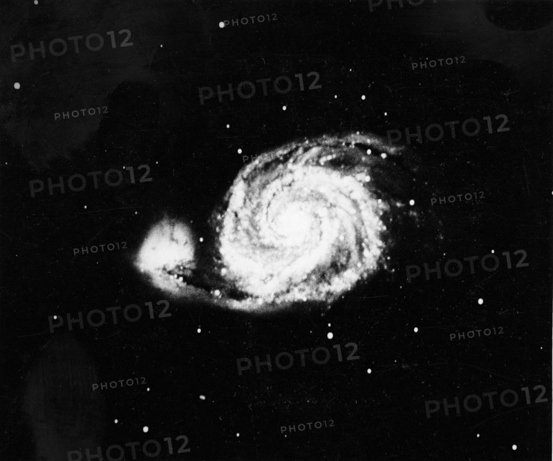 Photographie de la galaxie dans la constellation des Chiens de Chasse, prise à l'Observatoire de Mount Wilson en 1910