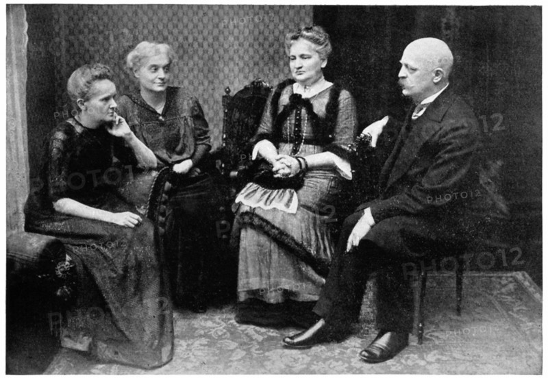 Marie CURIE