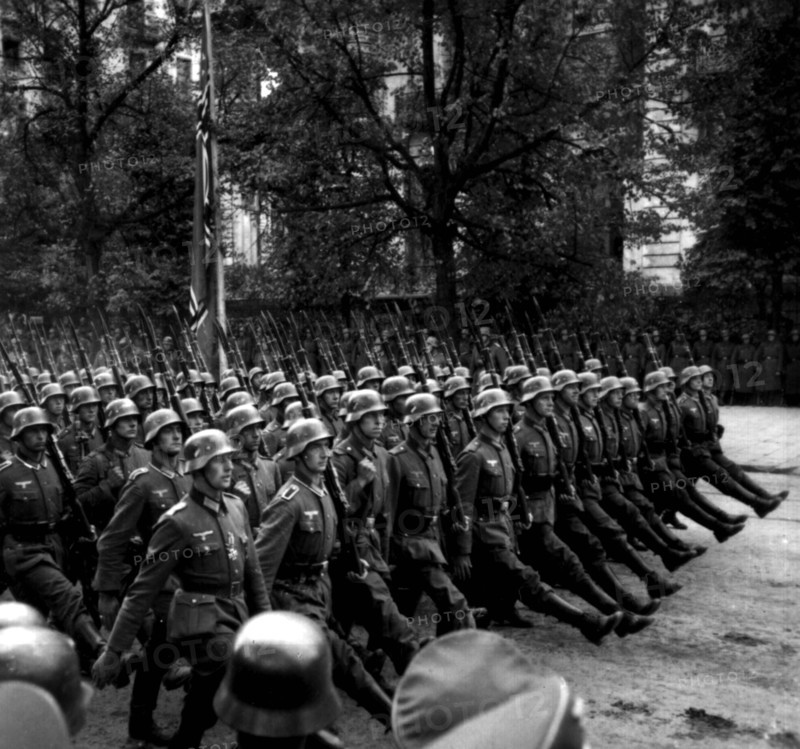 German soldiers in Warsaw 1939 after the invasion of poland in World war II