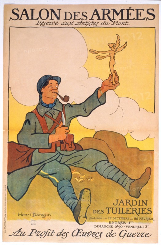World War I   : French frontline soldier holding statue of Victory