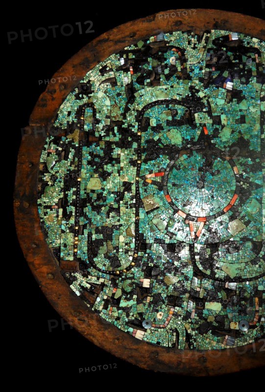 Ceremonial shield with mosaic decoration