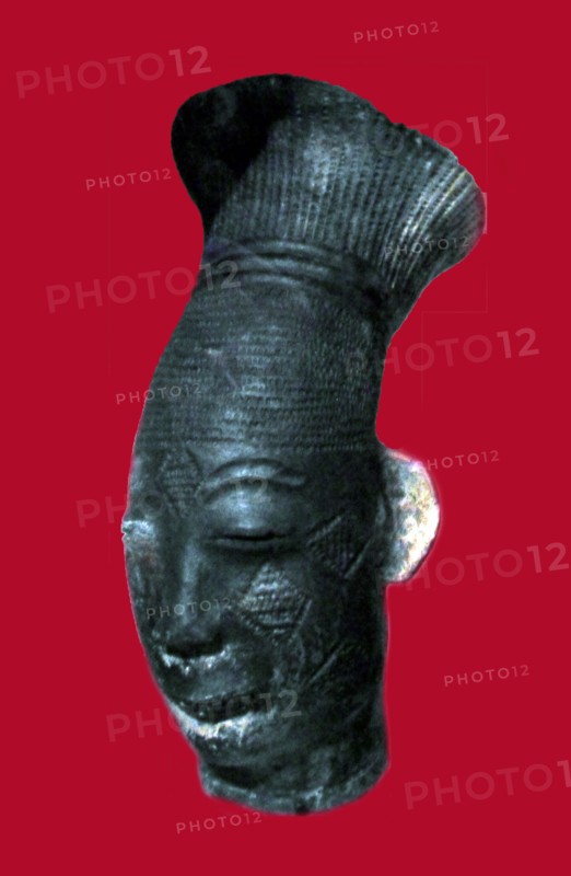 Twentieth century Tribal headdress