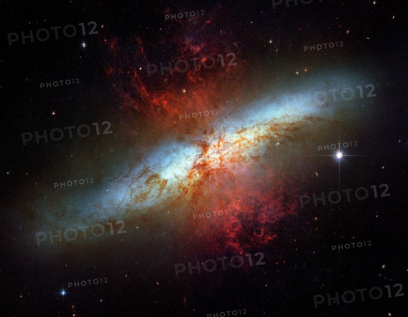 What's lighting up the Cigar Galaxy