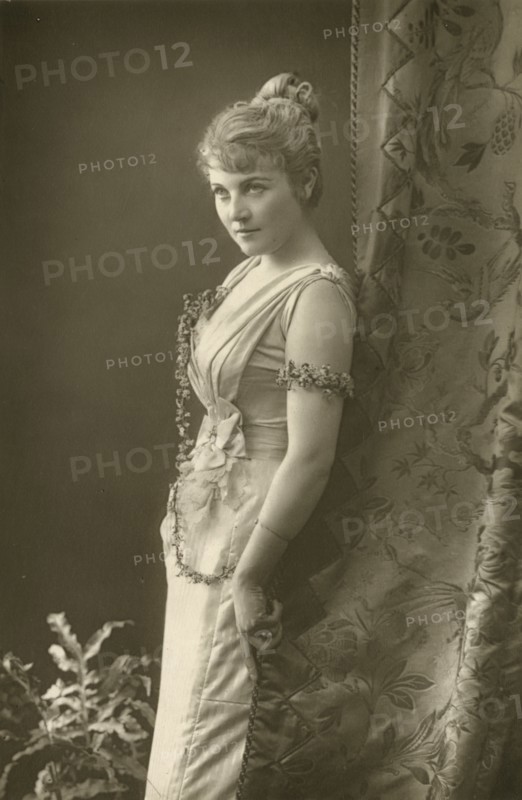 Adelaide Detchon