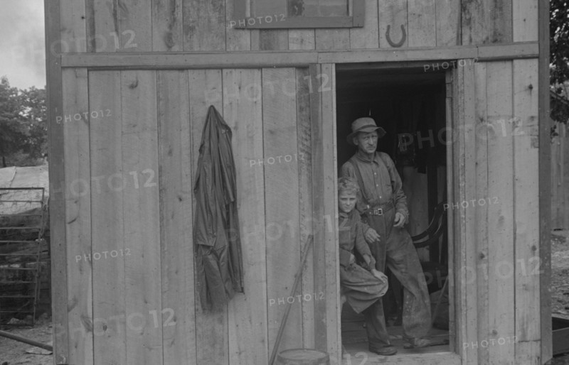 Dwellers in Circleville's Hooverville, 1938