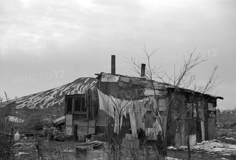 A shanty built of refuse in Illinois, 1939