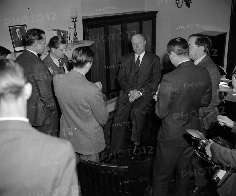 Senator Robert A. Taft returns for Congressional opening. Washington, D.C.