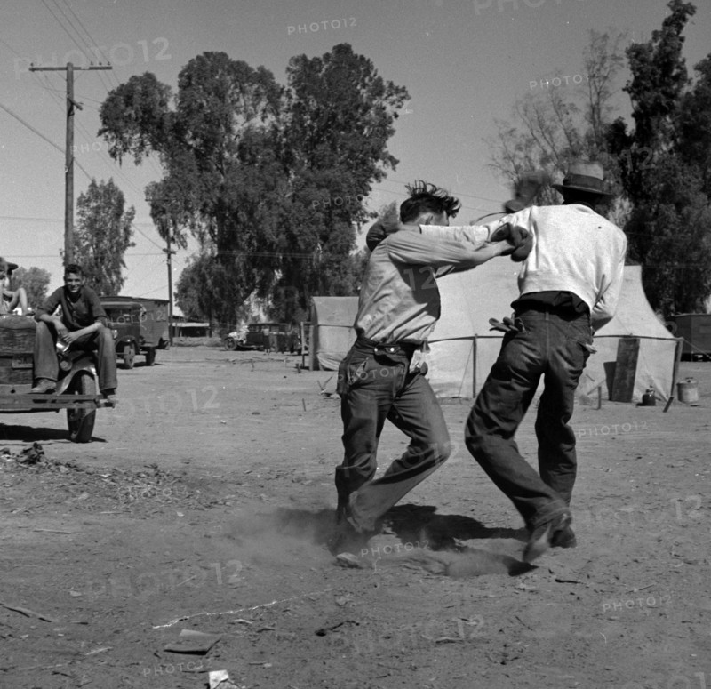 Recreation in a migratory agricultural workers' camp, 1939