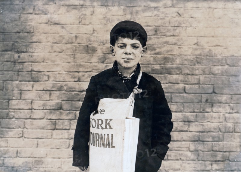 Bologna'. Tony Casale, 11 years old been selling papers for 4 years.