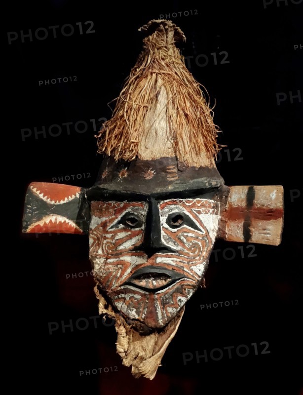 Melanesian tribal Yam mask,