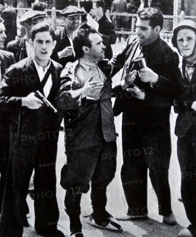 Anti-fascist militias defend Madrid