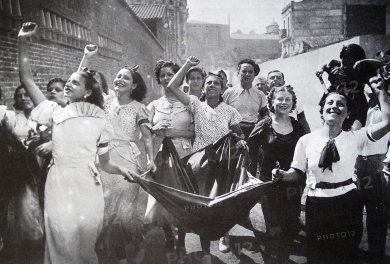 Republican civilians collect donations during the Spanish Civil War