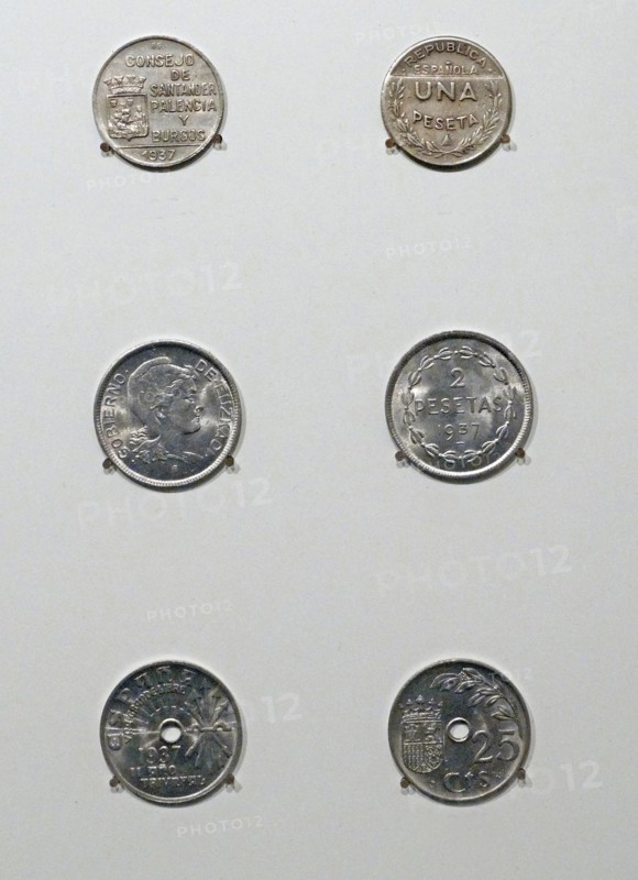 Coins issued during the Spanish Civil War