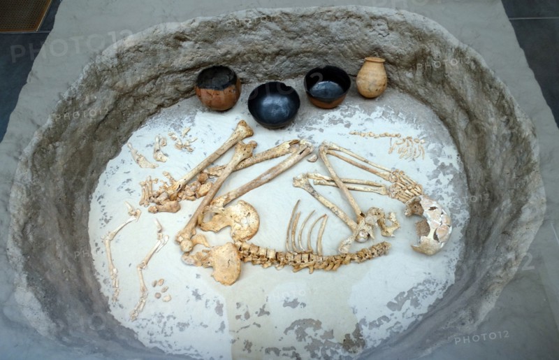 Kerma culture burial