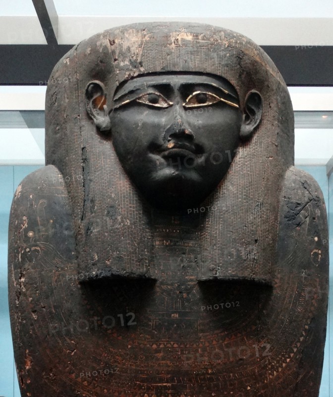 Funerary coffin for the mummy of the priest Hornedjitef