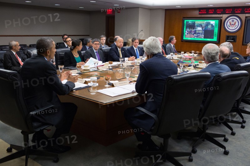 US president Obama has a video conference call with Iraqi leaders in 2014 in the situation Room at the White House