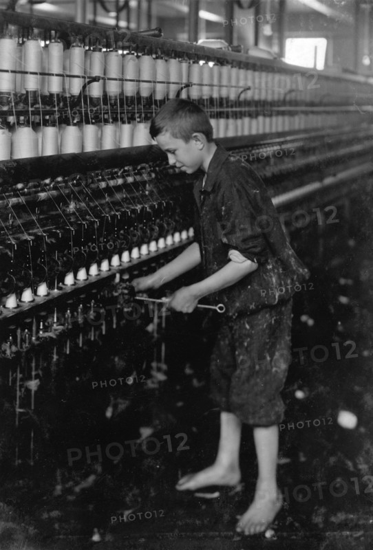 Child labour in the USA. 1916. photo by Lewis W. Hine.