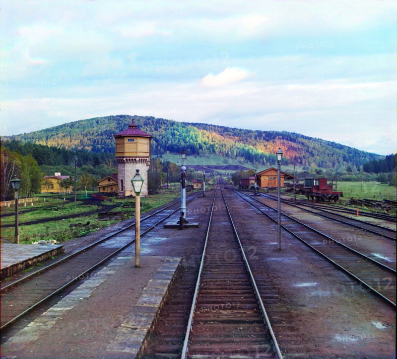 View from the rear platform of the Simskaia railway station