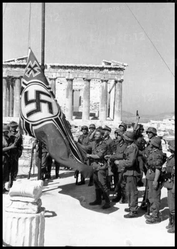 German troops raising the swastika over the Acropolis, 1941