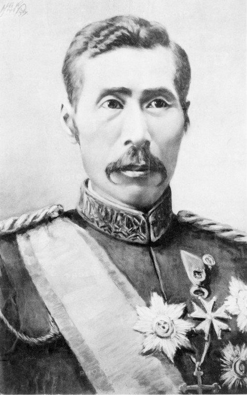 Photographic portrait of Count Yamagata Aritomo