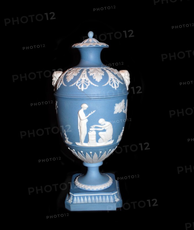 English pottery Vase by Josiah Wedgwood in Jasperware, about 1780