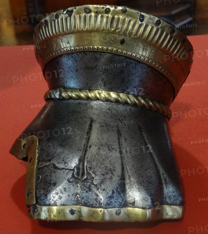 Steel and brass gauntlets